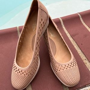Naturalizer nude slip-ons with 1-3/4” wedge heel, size 7-1/2 with leather upper